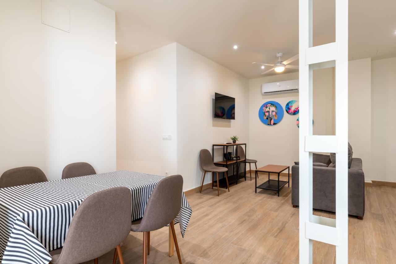 Apartamentos Cervantes 17 Sevilla Dış mekan fotoğraf