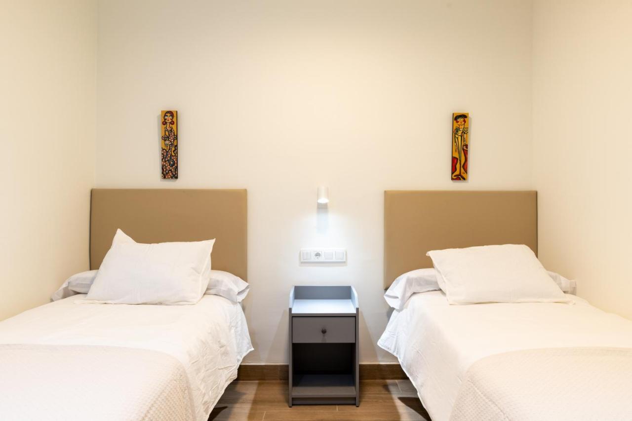 Apartamentos Cervantes 17 Sevilla Dış mekan fotoğraf