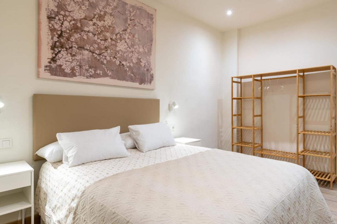 Apartamentos Cervantes 17 Sevilla Dış mekan fotoğraf