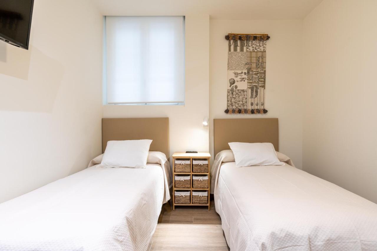 Apartamentos Cervantes 17 Sevilla Dış mekan fotoğraf