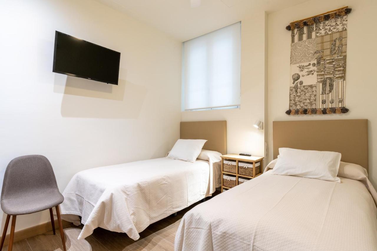 Apartamentos Cervantes 17 Sevilla Dış mekan fotoğraf
