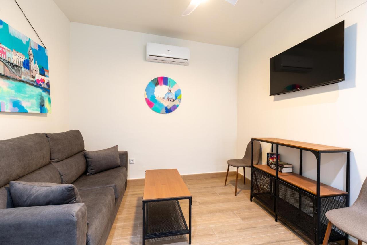 Apartamentos Cervantes 17 Sevilla Dış mekan fotoğraf