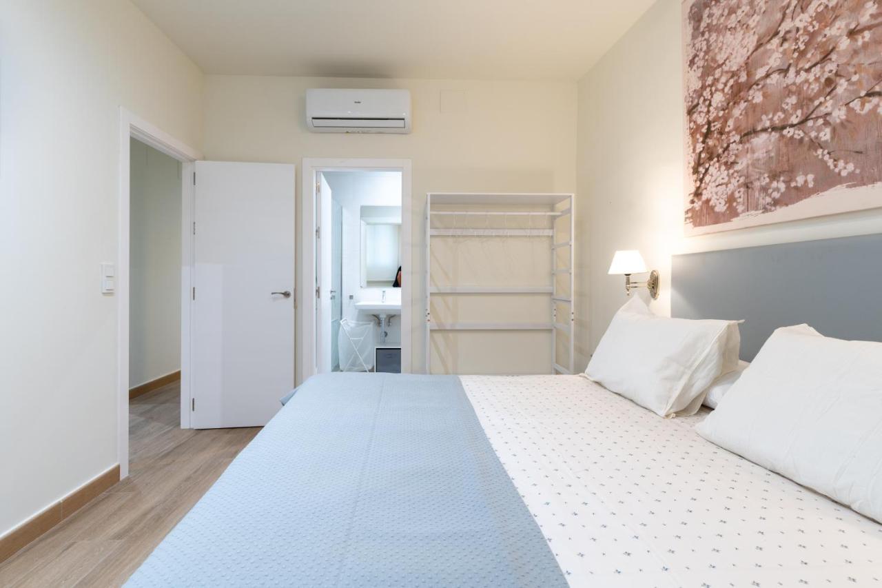 Apartamentos Cervantes 17 Sevilla Dış mekan fotoğraf
