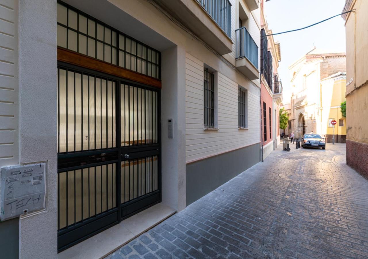 Apartamentos Cervantes 17 Sevilla Dış mekan fotoğraf